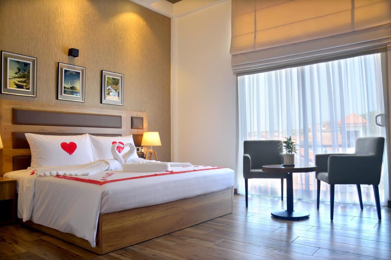 Belmont Boutique Hotel - Free Airport Shuttle Service نيجومبو المظهر الخارجي الصورة