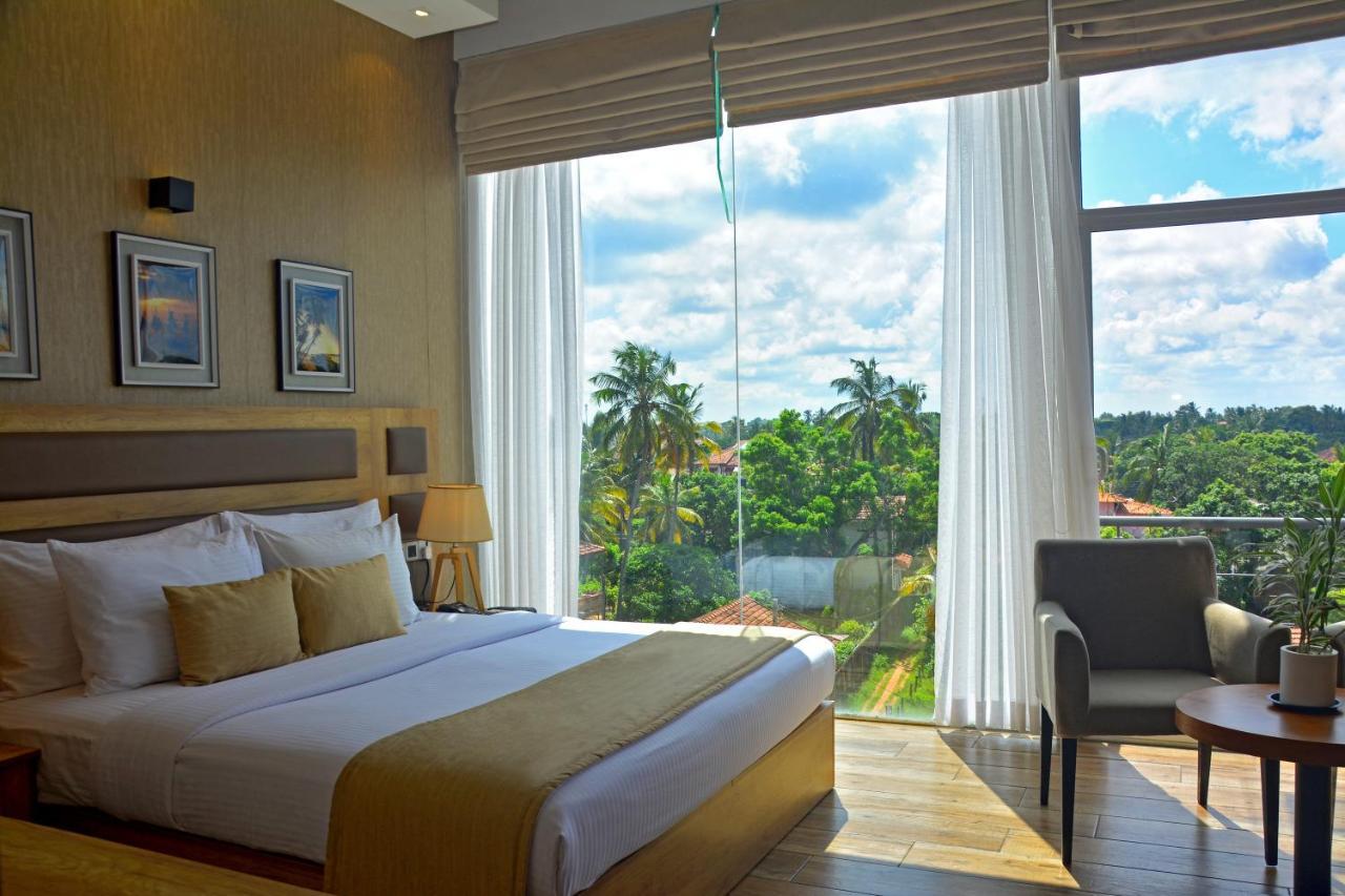 Belmont Boutique Hotel - Free Airport Shuttle Service نيجومبو المظهر الخارجي الصورة