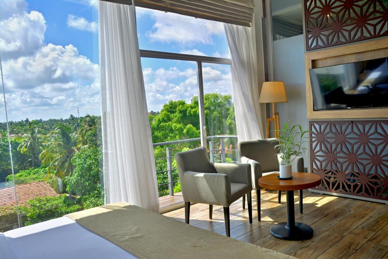 Belmont Boutique Hotel - Free Airport Shuttle Service نيجومبو المظهر الخارجي الصورة